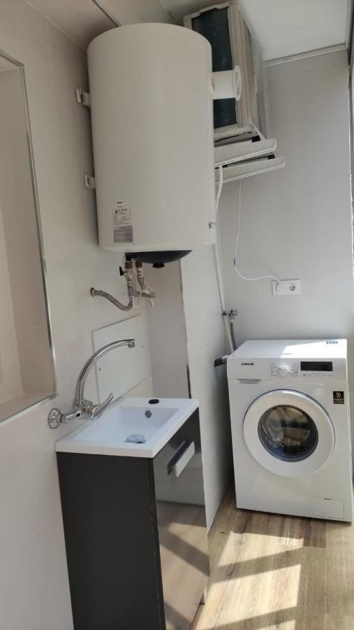 Solymar Poniente Apartamento Recien Reformado A 3 Min De Playa Poniente Y Del Centro Parking Opcional Μπένιντορμ Εξωτερικό φωτογραφία